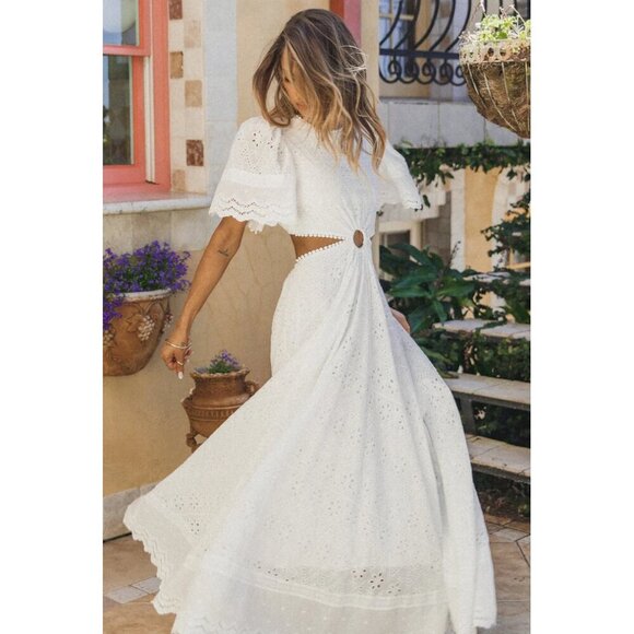 PETAL & PUP Merletto Short Sleeve Cutout Eyelet Maxi Dress in White Size Small - Picture 13 of 15